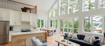 Sutton Lakehouse on Three Mile Lake in Muskoka