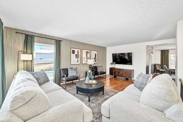 Televisio, työhuone