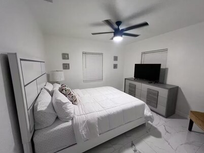 The Ocean's Cove - Free Parking