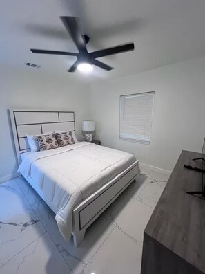 1 habitación, wifi gratis, ropa de cama y acceso para silla de ruedas 