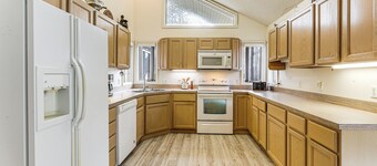 Spacious Millsboro Home on 16 Peaceful Acres