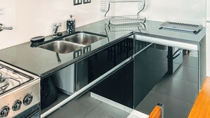 Een magnetron, een oven