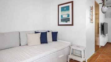 1 bedroom, iron/ironing board, travel crib, WiFi