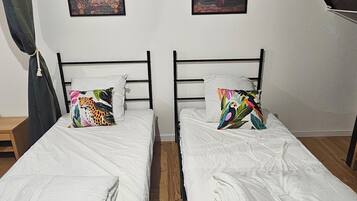 Fer et planche à repasser, Wi-Fi