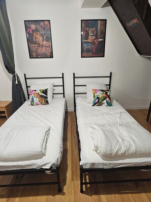 Fer et planche à repasser, Wi-Fi