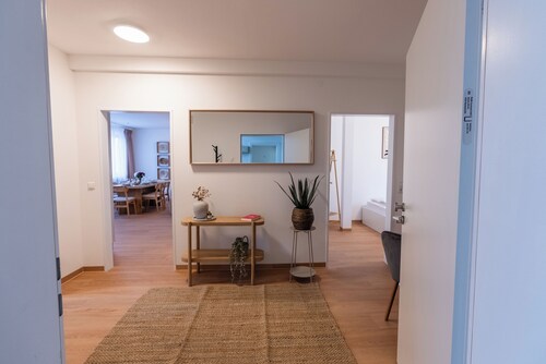 SALI | Design City-Apartment für bis zu 6 Personen