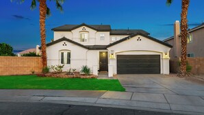 Unclassified image, 5 of 40, button - Pluma Verde Vista: 6BR Retreat w/ Pool, Spa, & Games (Coachella)