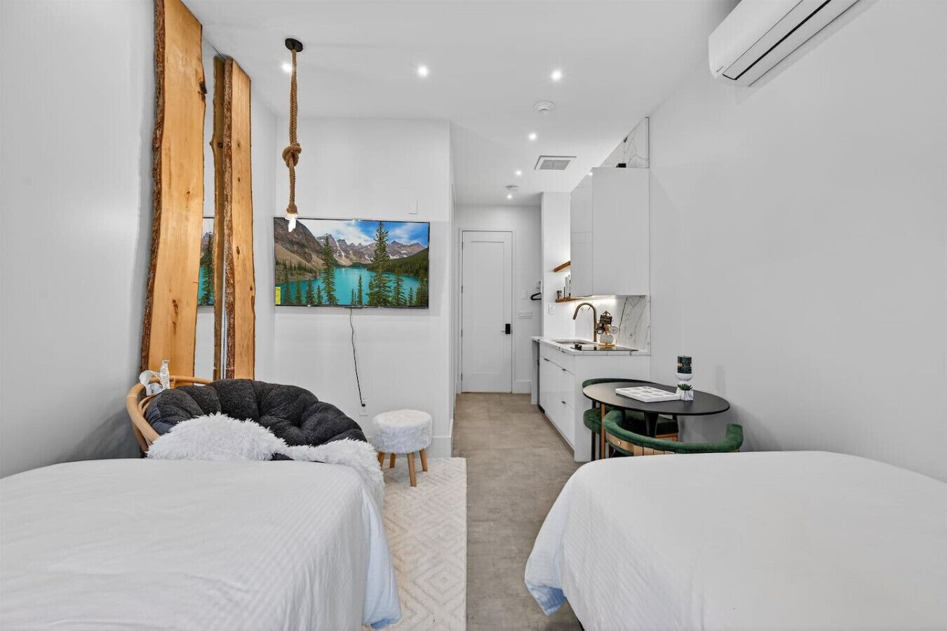 Bureau, Wi-Fi, draps fournis