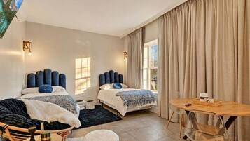 Bureau, Wi-Fi, draps fournis