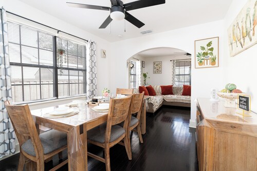 Hidden Gem Near Plaza Mall - Mi Casita McAllen