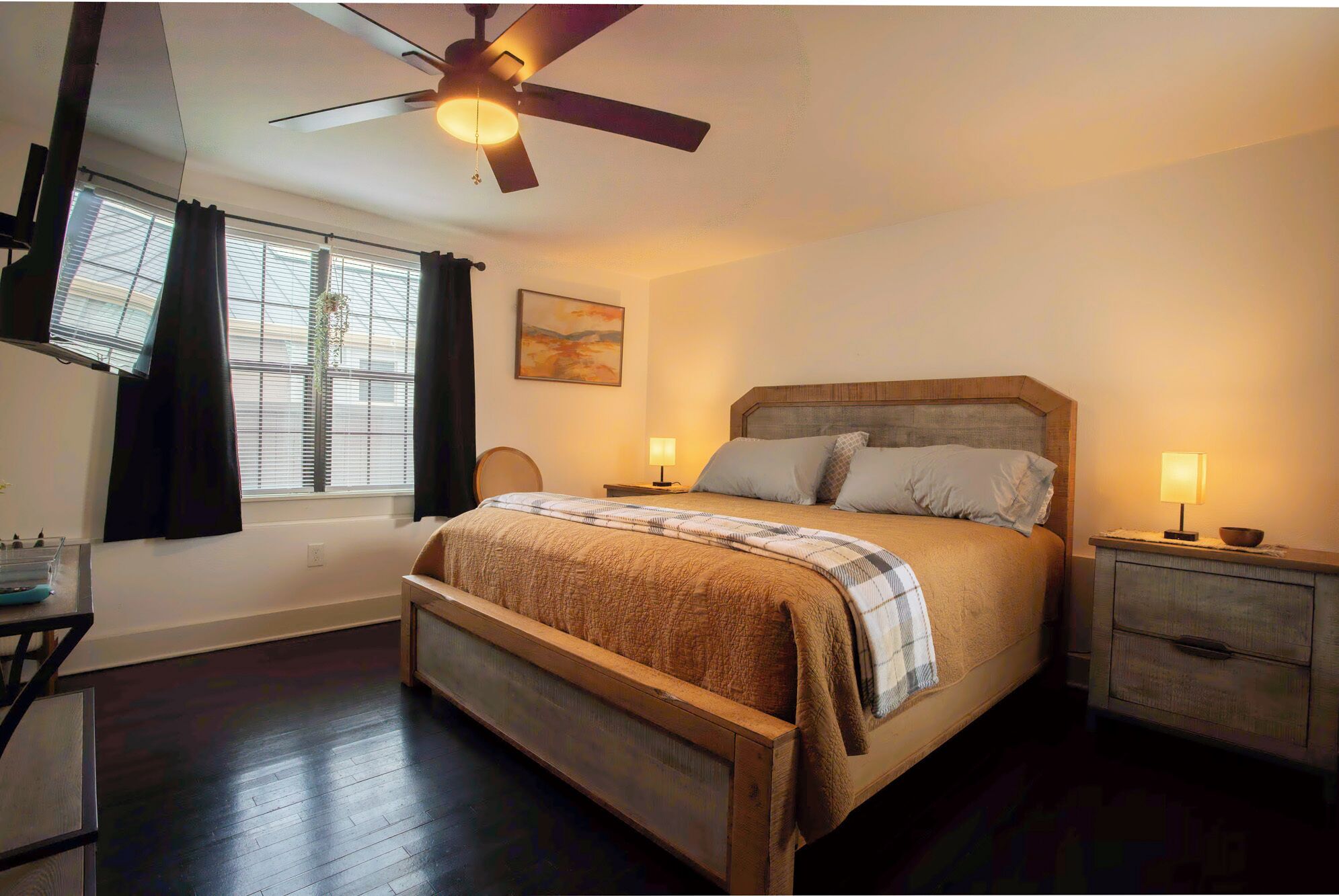 3 sovrum, skrivbord, strykjärn/strykbräda och gratis wi-fi