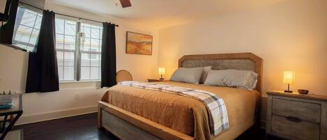 3 sovrum, skrivbord, strykjärn/strykbräda och gratis wi-fi