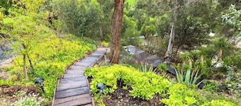 Sip, Golf & Unwind: Couple's Retreat in Fallbrook