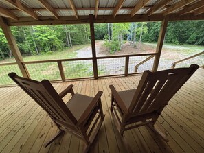 Property grounds - Lake Martin/Auburn-Huge Wrap Around Porch. Cozy and Secluded. Super CLEAN! (Tallassee)