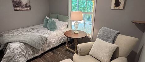 4 Schlafzimmer, Bügeleisen/Bügelbrett, Internetzugang, Bettwäsche