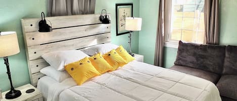 1 bedroom, iron/ironing board, WiFi, bed sheets