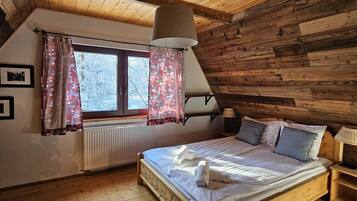 Chalet | Iron/ironing board, free WiFi