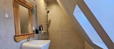 Chalet | Baño | Piso con calefacción