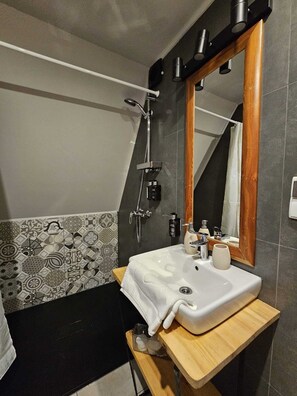 Chalet | Bathroom | Heated floors - Mountain Shelter CH41 (Zakopane)