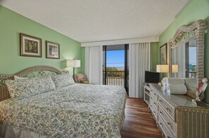 2 bedrooms, iron/ironing board, WiFi, bed sheets - Almost Paradise Condo w/ Balcony & Ocean Views (Carolina Beach)