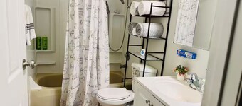 Close to everything you need Unit B Entire rental unit in Fairbanks, Alaska