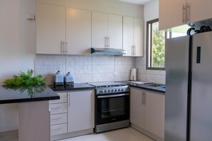 Microwave, oven, stovetop - Oasis en Bonao (Bonao)