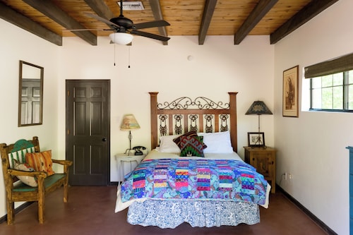 Spacious Orchard Farmhouse in Quiet Canyon