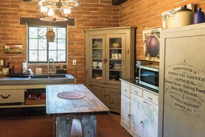 Nicht klassifiziertes Bild, 5 von 14, Schaltfläche