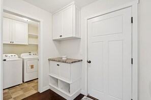 Interior - Bright 2BR + Office | Garage, Yard & Animal Friendly (Wellsville)