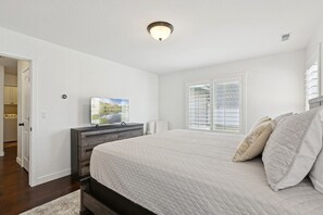 2 slaapkamers, een bureau, wifi, beddengoed