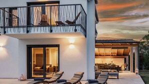 Outdoor dining - Villa Enja in tranquille village with heated salted pool (Vintijan)