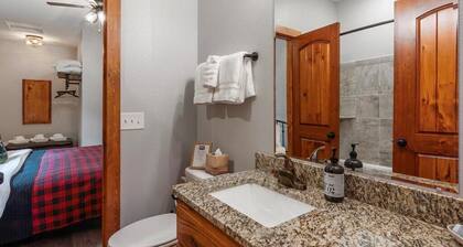 Cozy 3-bedroom cabin in Pequot Lakes, just minutes from downtown Nisswa