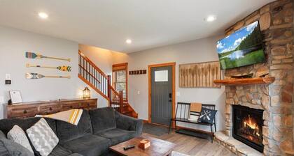 Cozy 3-bedroom cabin in Pequot Lakes, just minutes from downtown Nisswa