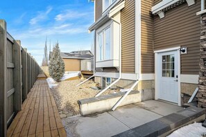 Exterior - The Emperor | Great Location | Fire Pit | Spacious (Airdrie)