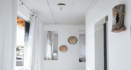 Studio com ar-condicionado e Piscina em Guriri