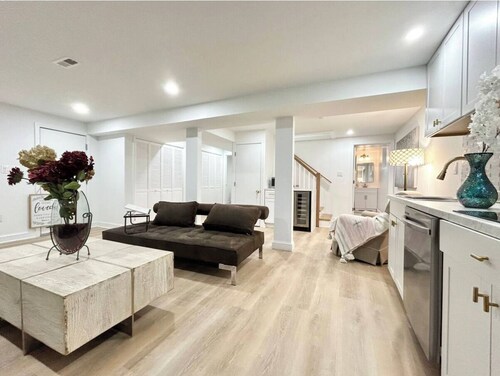 Chevy Chase Apartment