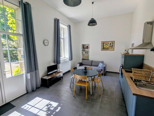 "La Bone École" guesthouse - La Récré