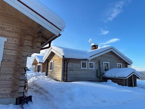 Exterior - Nice new large cottage in Evertsberg near Mora and Sälen (Älvdalen)