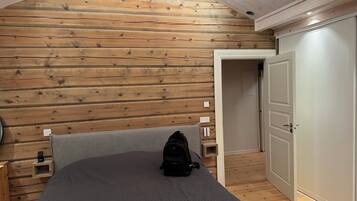 4 sovrum, strykjärn/strykbräda, wi-fi och sängkläder