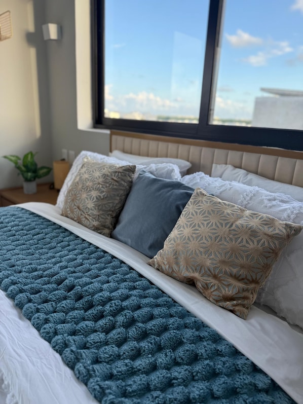 2 makuuhuonetta, Wi-Fi, vuodevaatteet