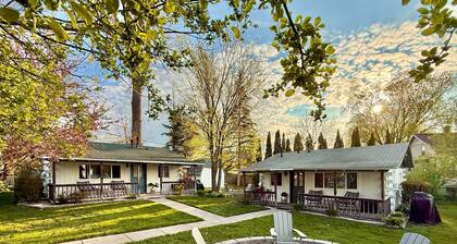 Oak Cabin near Lake Geneva | Walk to Lake Como, Fire Pit, Coffee Bar
