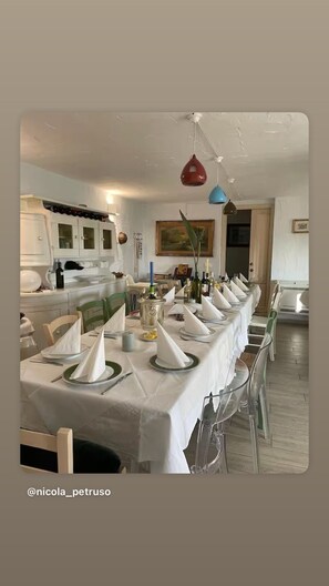 Dining - Seafront villa (Cala Caterina)