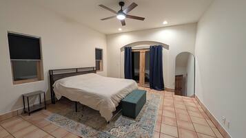 2 habitaciones, wifi gratis y ropa de cama