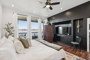 3 bedrooms, iron/ironing board, free WiFi, bed sheets - Gated Community Get Away (Frisco)