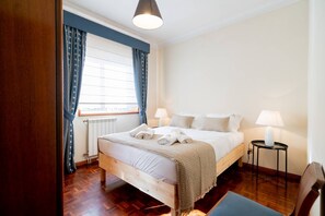 6 Schlafzimmer, Bügeleisen/Bügelbrett, Internetzugang, Bettwäsche