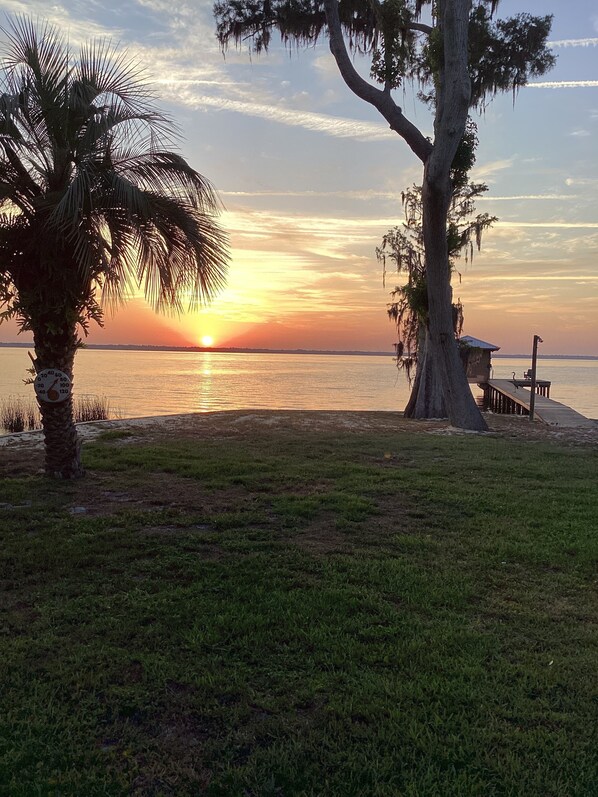 Miscellaneous -  2-bedroom lake house on Crescent Lake.Close to Daytona, Orlando, St.Augustine (Crescent City)