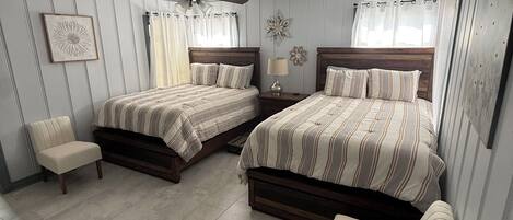 مكواة/لوح كي وواي فاي وملاءات أسرّة