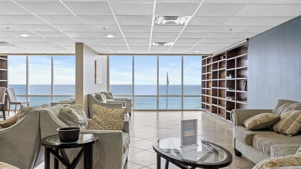 Apartment (2 Bedrooms) | Interior - Beachfront Tidewater Resort Condo w/ Pools, Beach Gear, Hot Tubs & Pier Park Nearby Tidewater Beach by Avantstay (Panama City Beach)