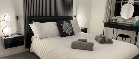 3 habitaciones, internet y ropa de cama