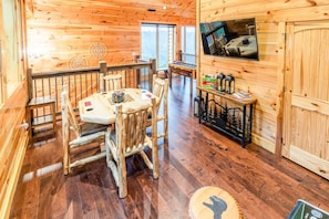 Interior - Vista Infinita | Endless Mountain Views + Hot Tub (Sevierville)